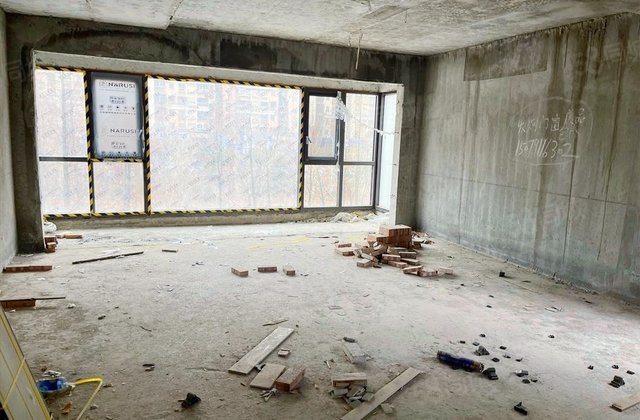 蓝光雍锦王府6室3厅193.18㎡450万二手房图片