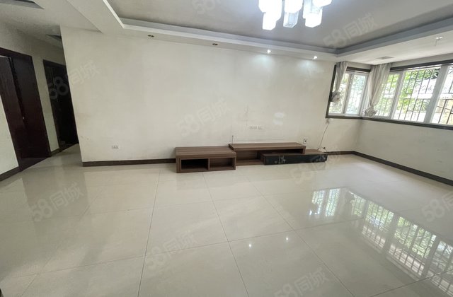 桂林师专教工宿舍3室2厅122.27㎡61.8万二手房图片