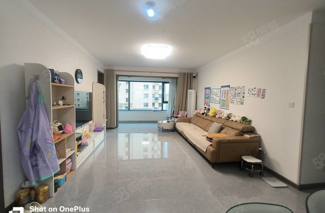 金裕新城 精装修 送车储 中间楼层 元宝户型 南北通透采光好