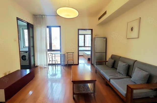 蓝堡国际公寓1室1厅54.41㎡410万二手房图片