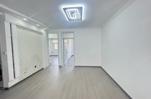 双力家属院 3楼 精装修 三室 39.9个 就能入住急售