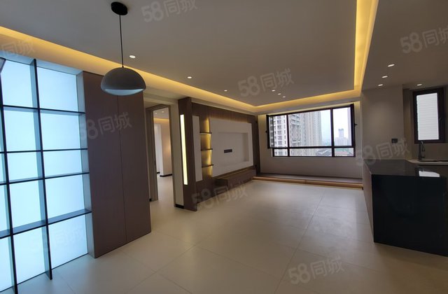 恒强马德里2室1厅83㎡47.8万二手房图片