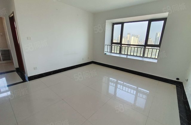 公园南邻高档小区中央帝景3室2厅2卫