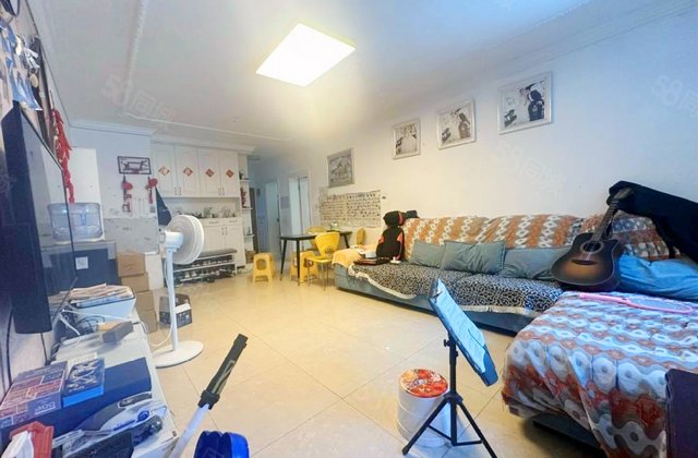 警苑社区3室2厅81.01㎡58万二手房图片