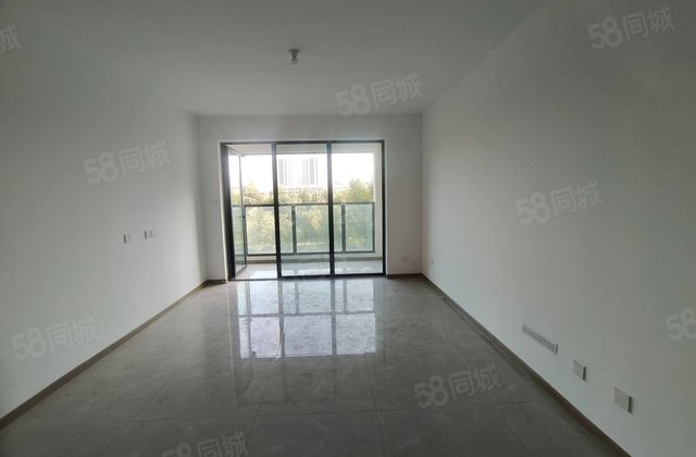 捡  了     城市玖玺 三叶草户型 新房未住 采光好