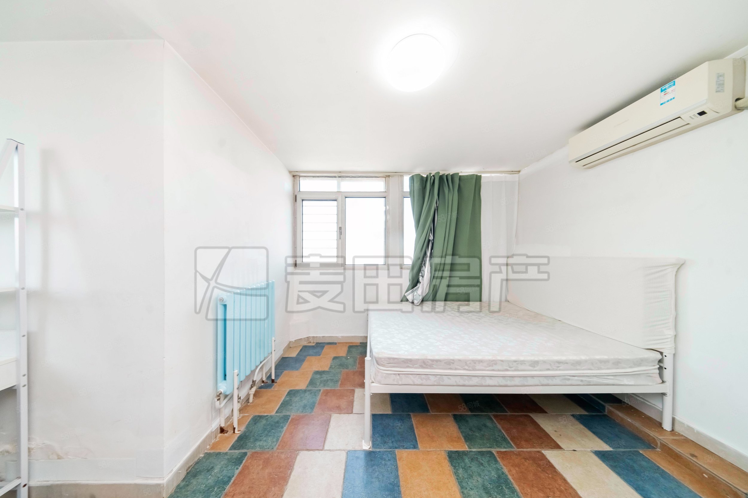 怡美家園4室2廳2衛(wèi)131.37㎡南北768萬