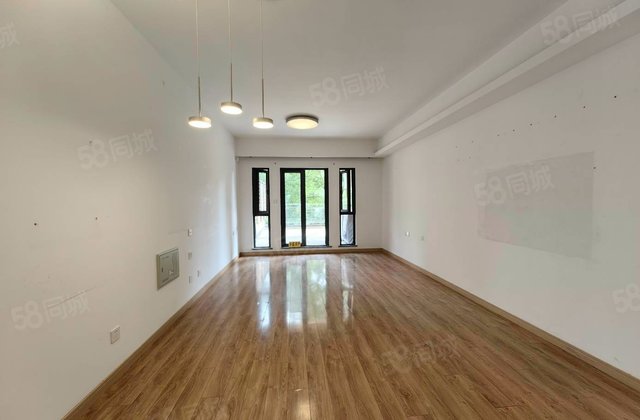 万科柏林映像3室2厅110.85㎡380万二手房图片