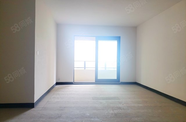 新江与城悠澜4室2厅125.4㎡138万二手房图片