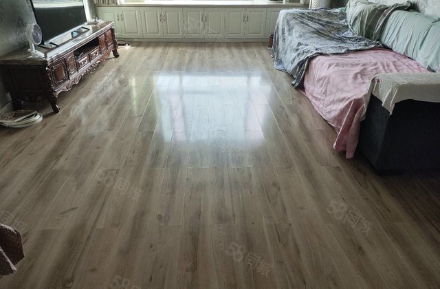 润丰园4室2厅147㎡65万二手房图片