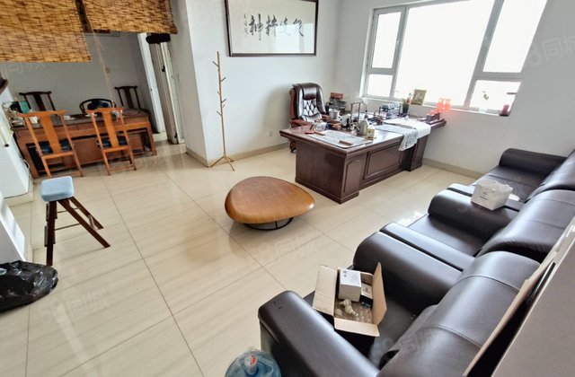 免大税！赠车位储！观景徒骇河 滨河御府 三室两卫，三室朝阳。