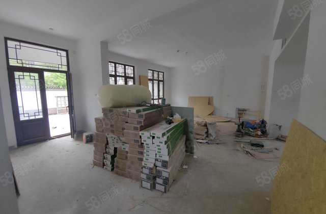 临湖 古楼东南别墅 东昌御府百平大院全天采光免大税可按揭