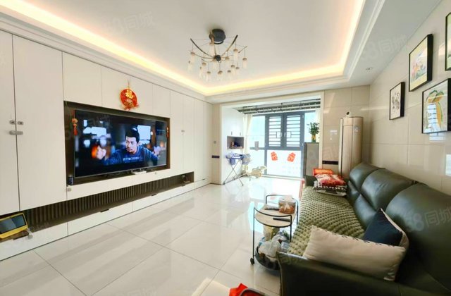 八方小区(C区)3室2厅138.56㎡350万二手房图片