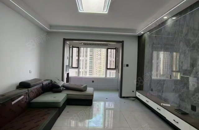 诚乾悦府3室2厅128㎡82万二手房图片
