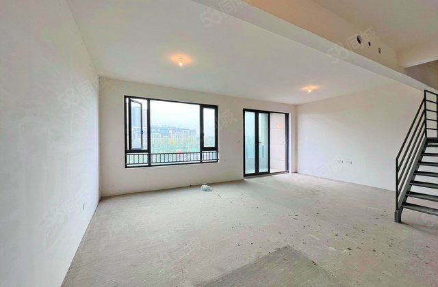 花样年香门第世家4室2厅179㎡220万二手房图片