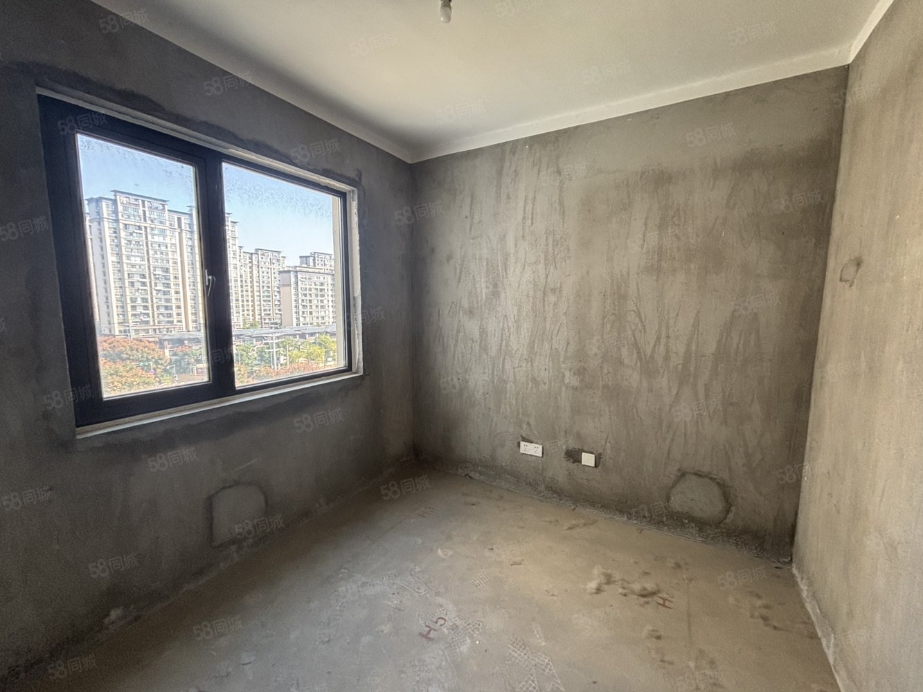 绿城桂语江南3室2厅2卫116㎡南北68万