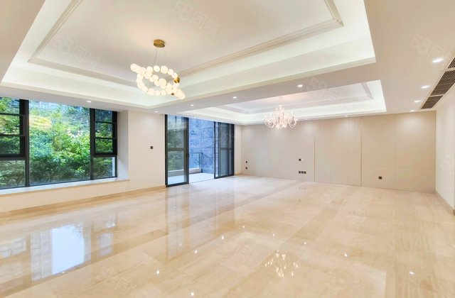 合景誉峰(东区)5室2厅220㎡1040万二手房图片