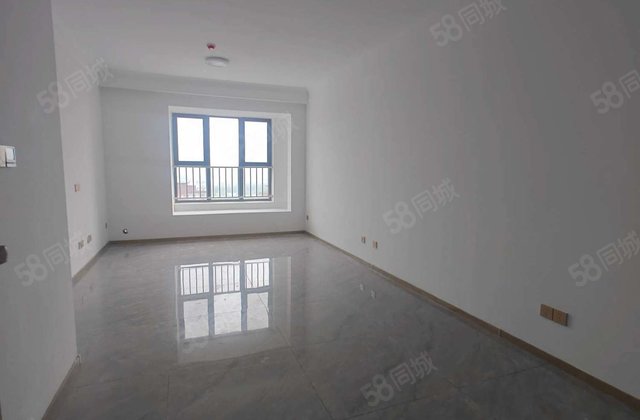 泰和园 新房未住 电梯好楼层 精装修 带车位储藏室