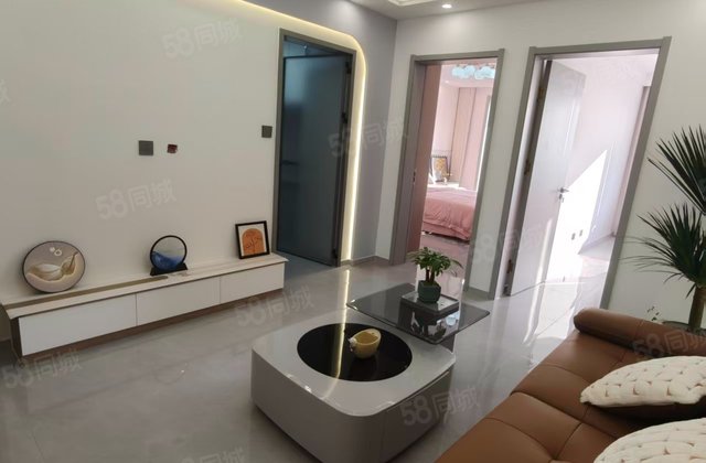 中景华庭B区(公寓住宅)2室2厅81.17㎡69万二手房图片