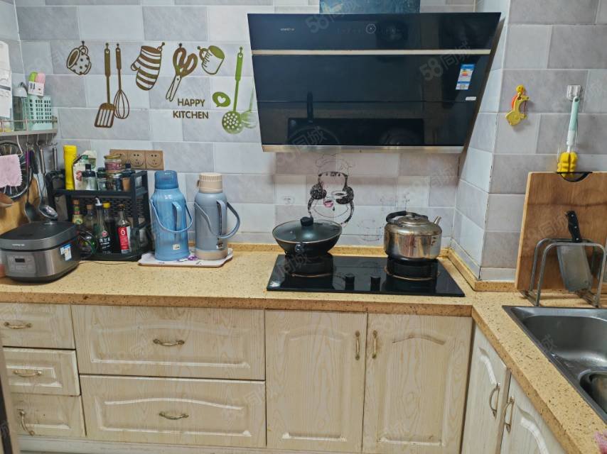 名邦中央公馆北区3室1厅1卫103㎡南北62万