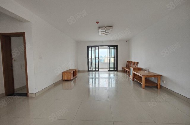 业主急售 松桂嘉苑 四叶草户型 大平层 双阳台 子母车位