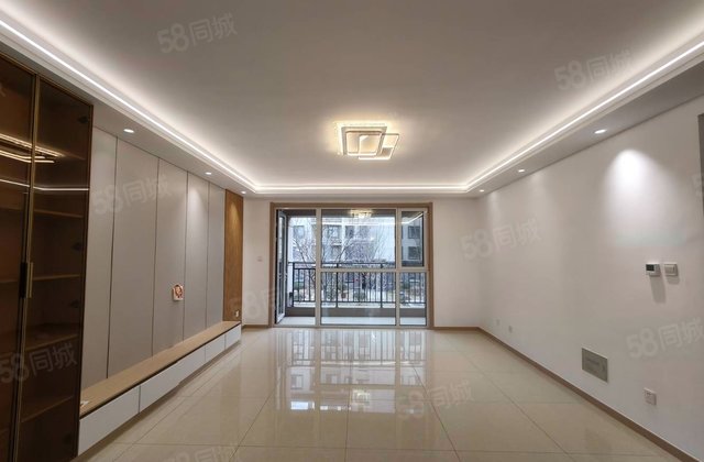 盛世榴园(二期)3室2厅140㎡49.9万二手房图片