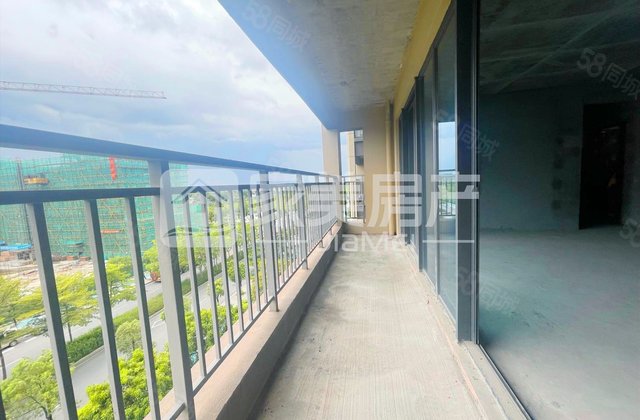 佛山鑫苑城4室2厅141.79㎡107万二手房图片