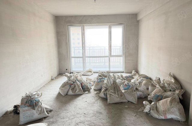 中景华庭C区3室2厅118㎡120万二手房图片