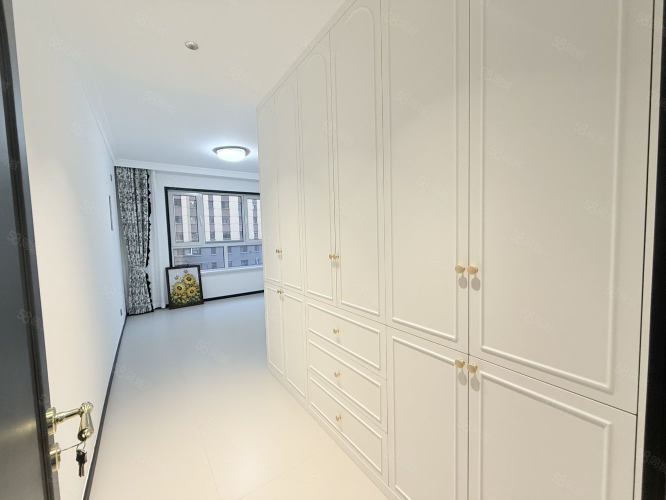 文豪世家3室2厅2卫166㎡南北108万