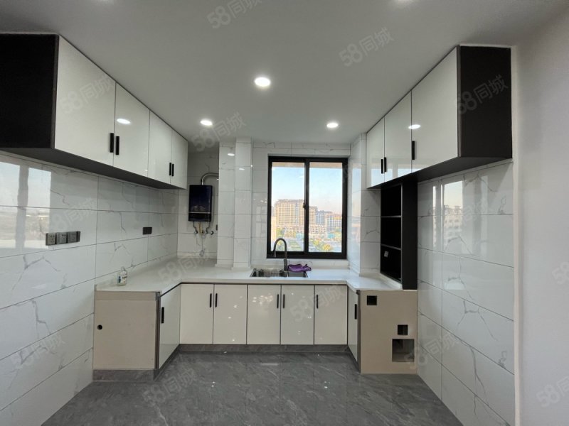 9分淮北0561房产淮北0561房产惠黎菜市街店报价105万电话咨询满二唯一