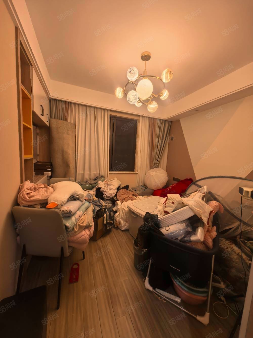 金域蓝湾四区(常熟)4室2厅2卫133.42㎡南北125万