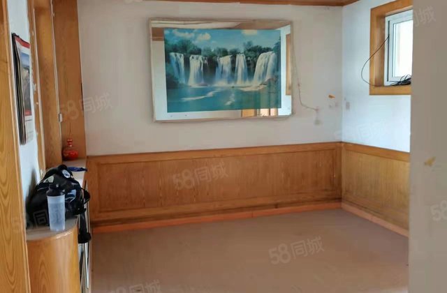 文轩本部，第二实验，龙山南区，三室两厅价可谈