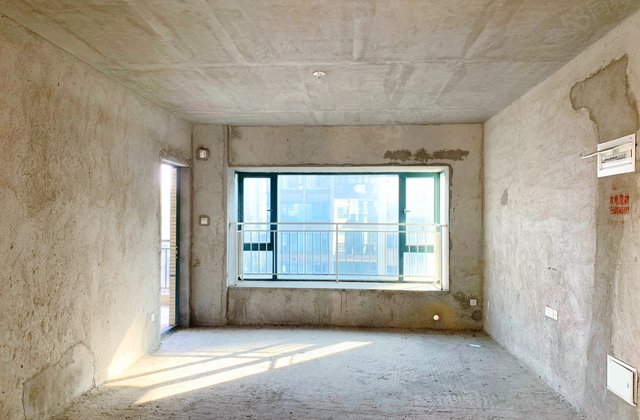 岳麓恒大华府3室2厅135.65㎡155万二手房图片