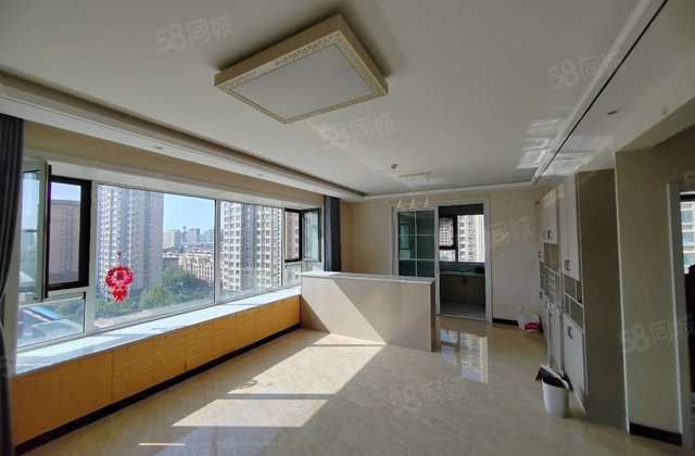 真实在售 急卖 急卖 10楼 西边户 带车位 昌润莲城