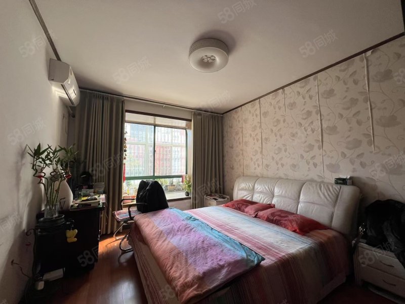 发现之旅3室2厅1卫108㎡南北62万