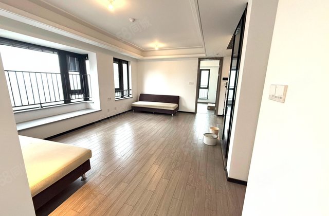 万科未来水岸3室2厅105㎡80万二手房图片