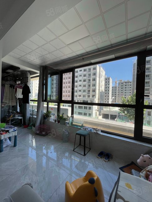 保利樾府 劳斯莱斯户型 4室精装 全天采光,中南保利樾府-潍坊58同城