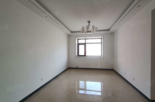 新出房源，市医院附近，高端小区，新水明珠，新房未住车位储藏室