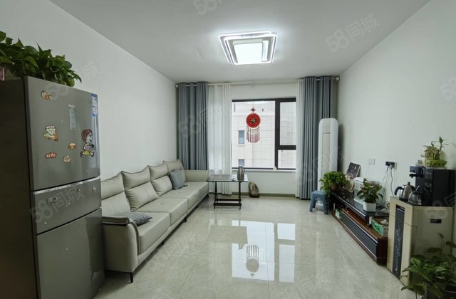 民生边户全明户型精装三室送车位储藏室。