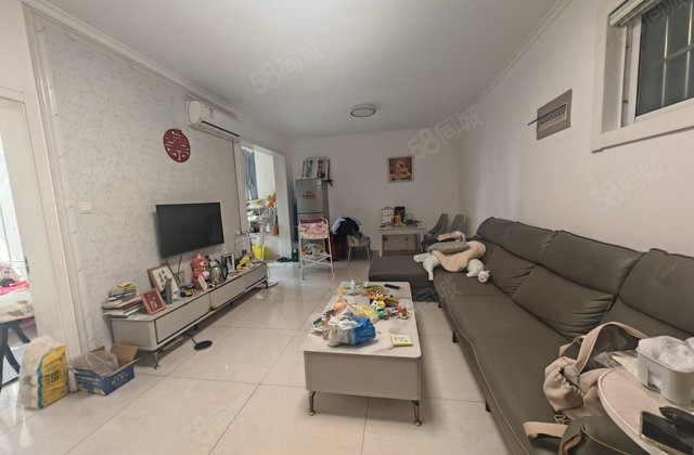 上文轩 小三室送车位储藏室 金柱东苑小高层   临裕昌国际