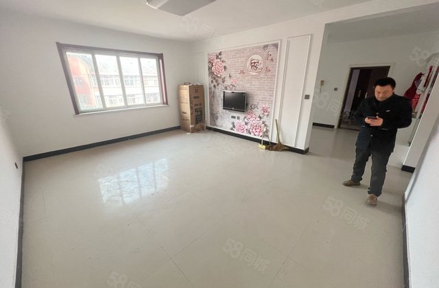 杏林苑3室2厅145㎡32万二手房图片