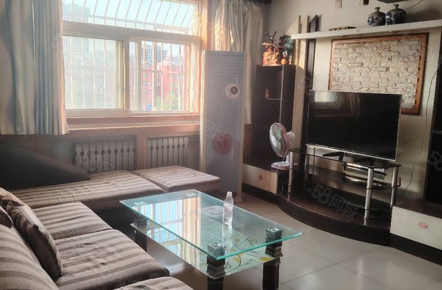 7萬入住 建设路水晶丽城西邻 步梯五楼 小区环境优越停车方便