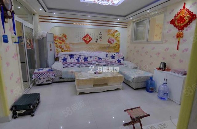 君悦华庭楼龄新步梯二楼 精装可拎包入住 房东急售