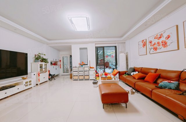 边城香格里4室3厅208.3㎡216万二手房图片