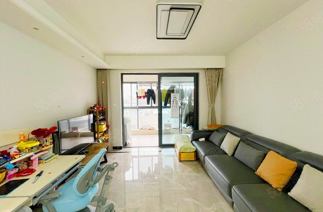 保利中环广场4室2厅122.71㎡170万二手房图片