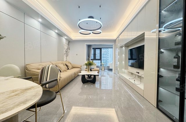 世茂璀璨天城3室2厅113㎡188.8万二手房图片