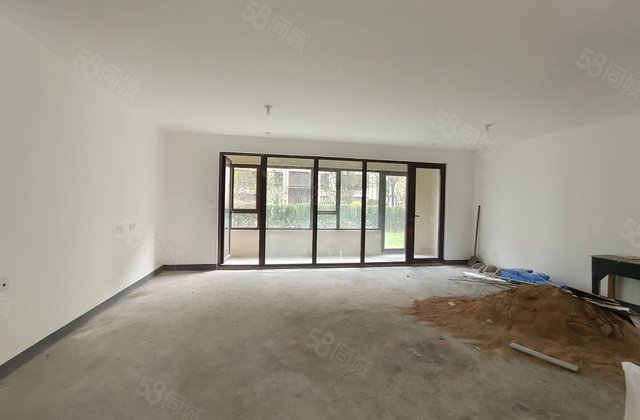 一楼带院电梯洋房 双车位储藏室 可隔四室 外国语 积水潭