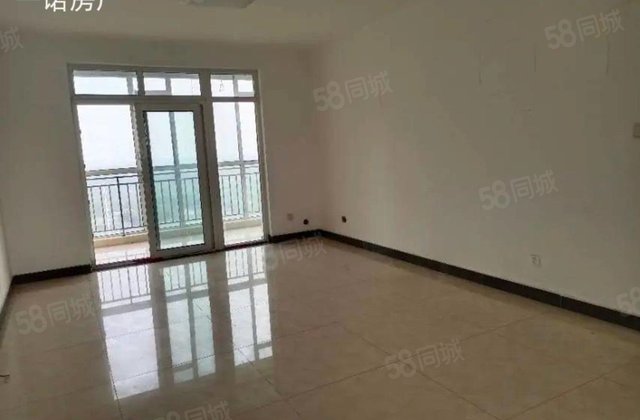 老文轩  房湖边电梯4室全明带车位大储藏室免大税同户型