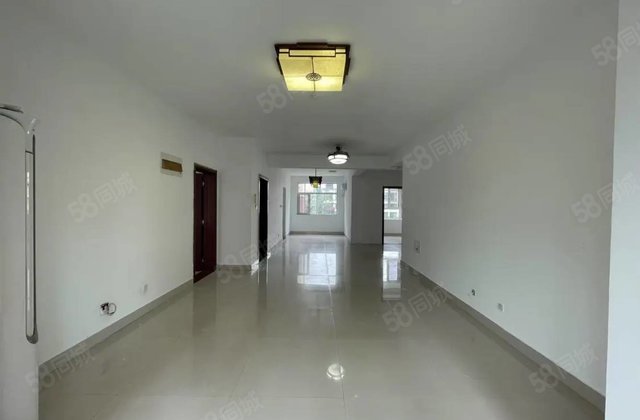 二中东，送车位储，三叶草，双卫双阳台，书香东郡，有钥匙