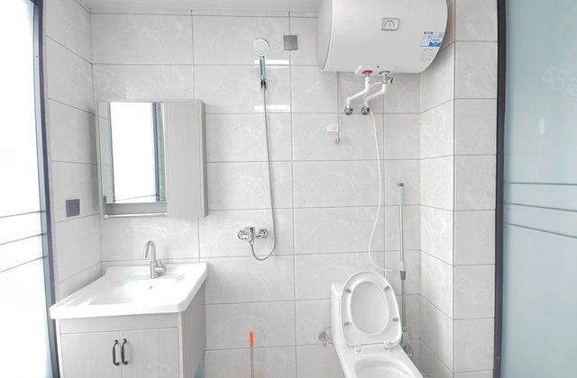建设小区2室1厅68.3㎡9.4万二手房图片
