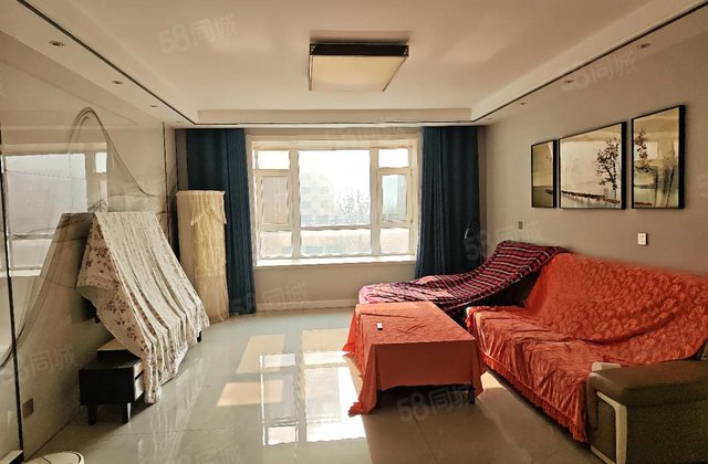 时代广场3室2厅140㎡130万二手房图片